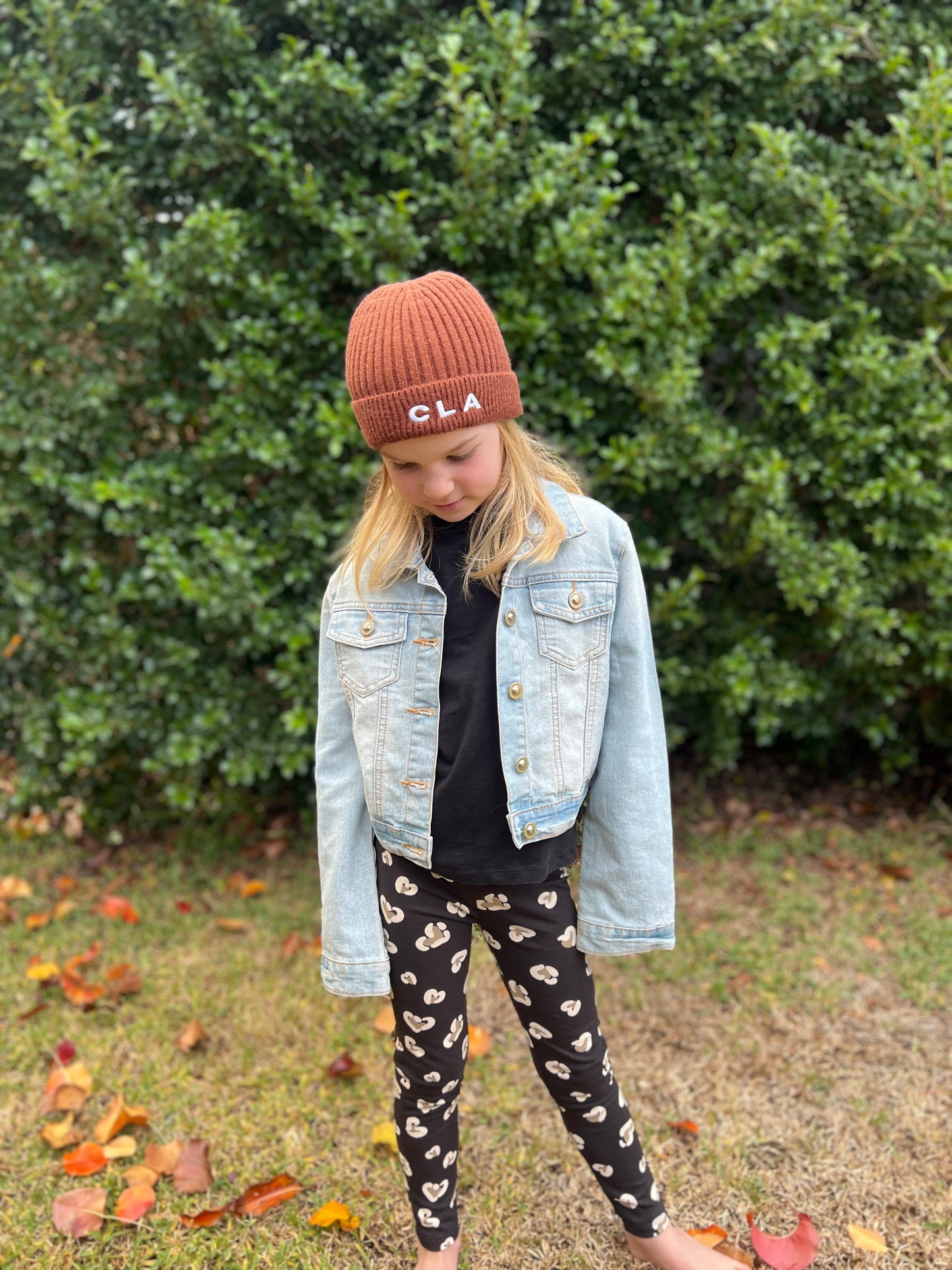 YOUTH BEANIE - CHESTNUT BROWN