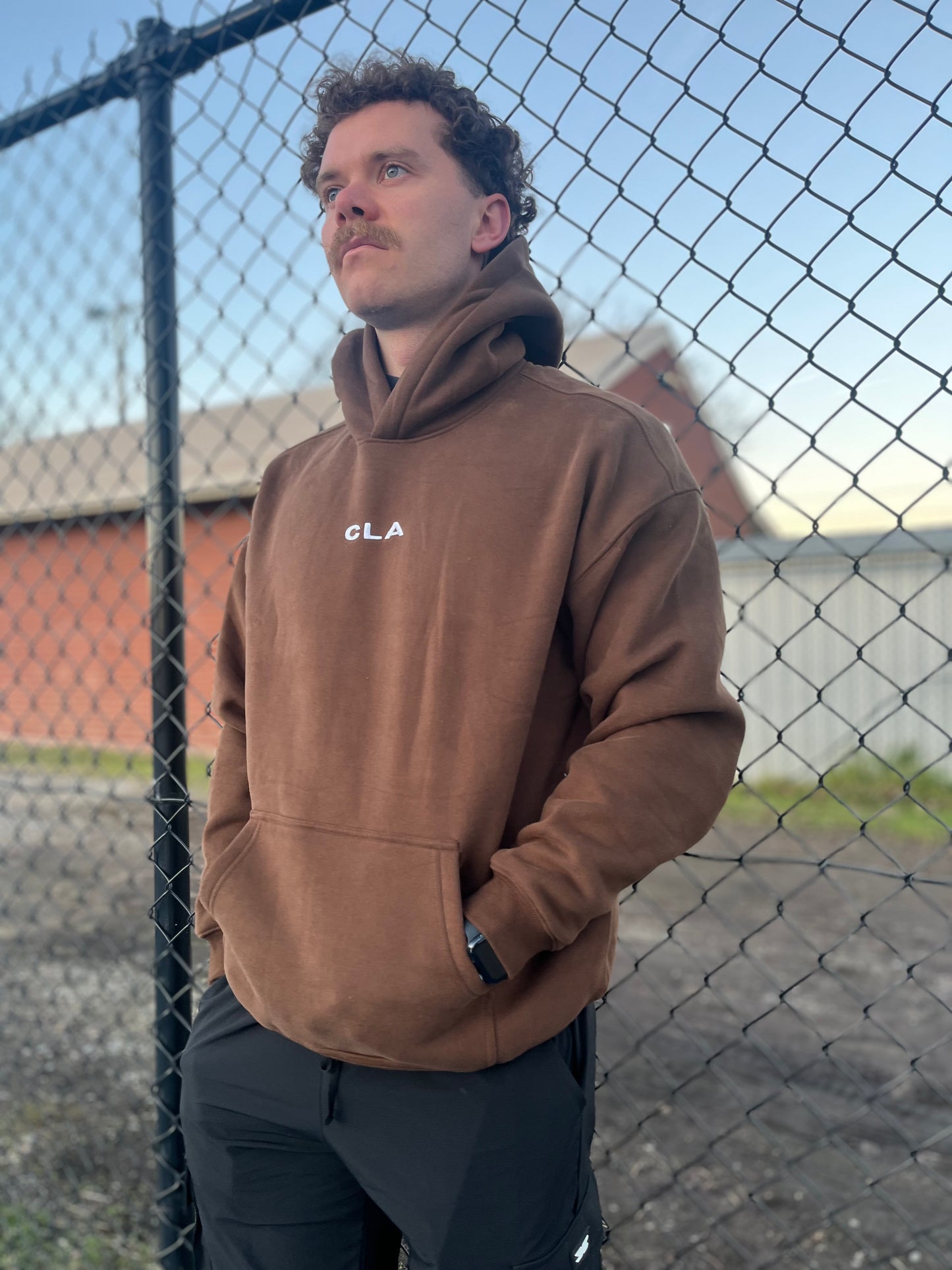 CRAFTED HOODIE - BROWN