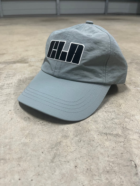 BRAND NEW ESSENTIALS CAP - BLOCK LOGO - GREY