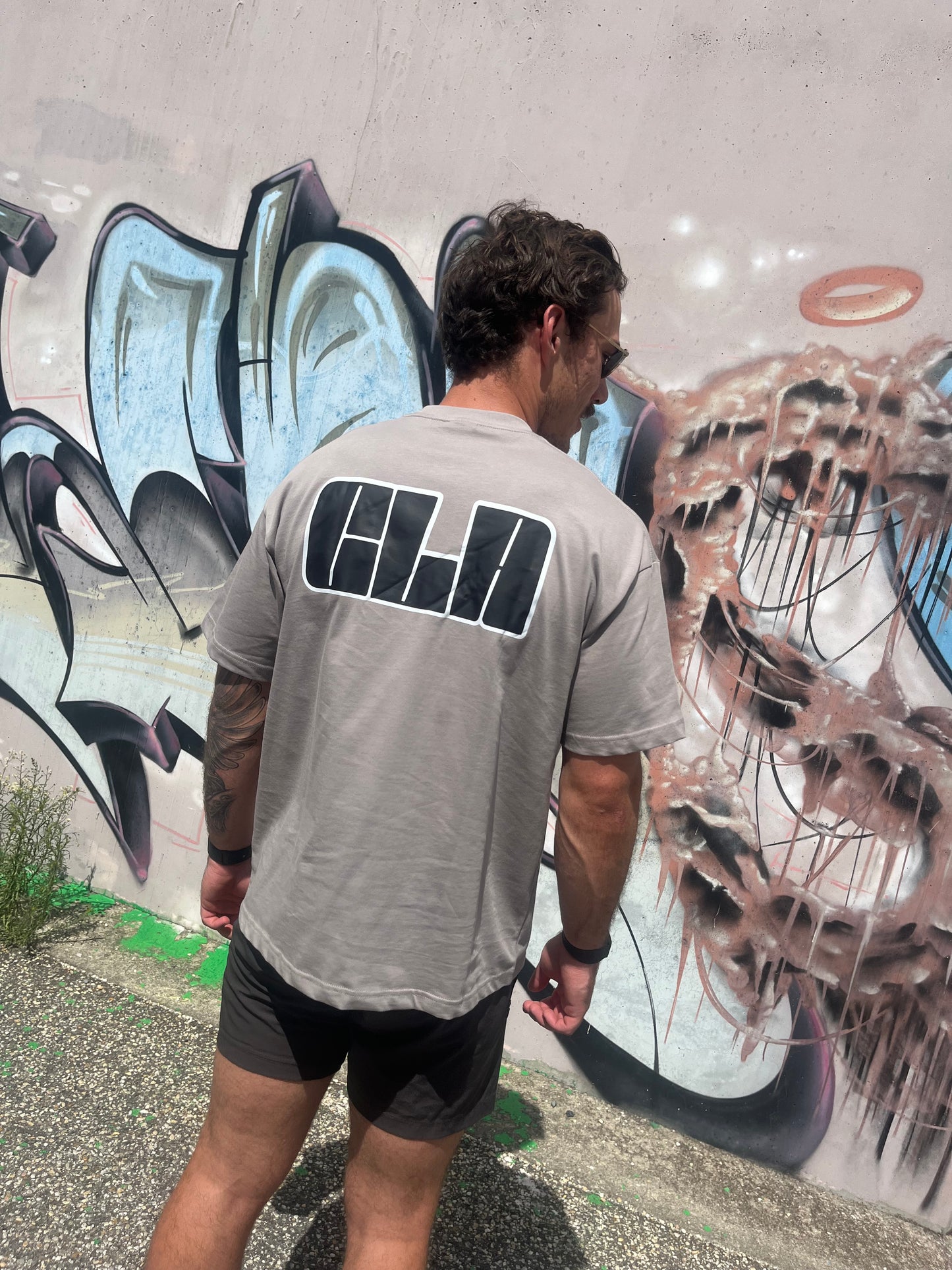 BRAND NEW CRAFTED TEE - BLOCK LOGO - LIGHT GREY